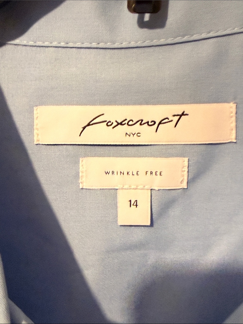 2 Wmn’s Foxcroft Short-Sleeve Blouses in Light Blue and Light Green - Picture 4 of 10